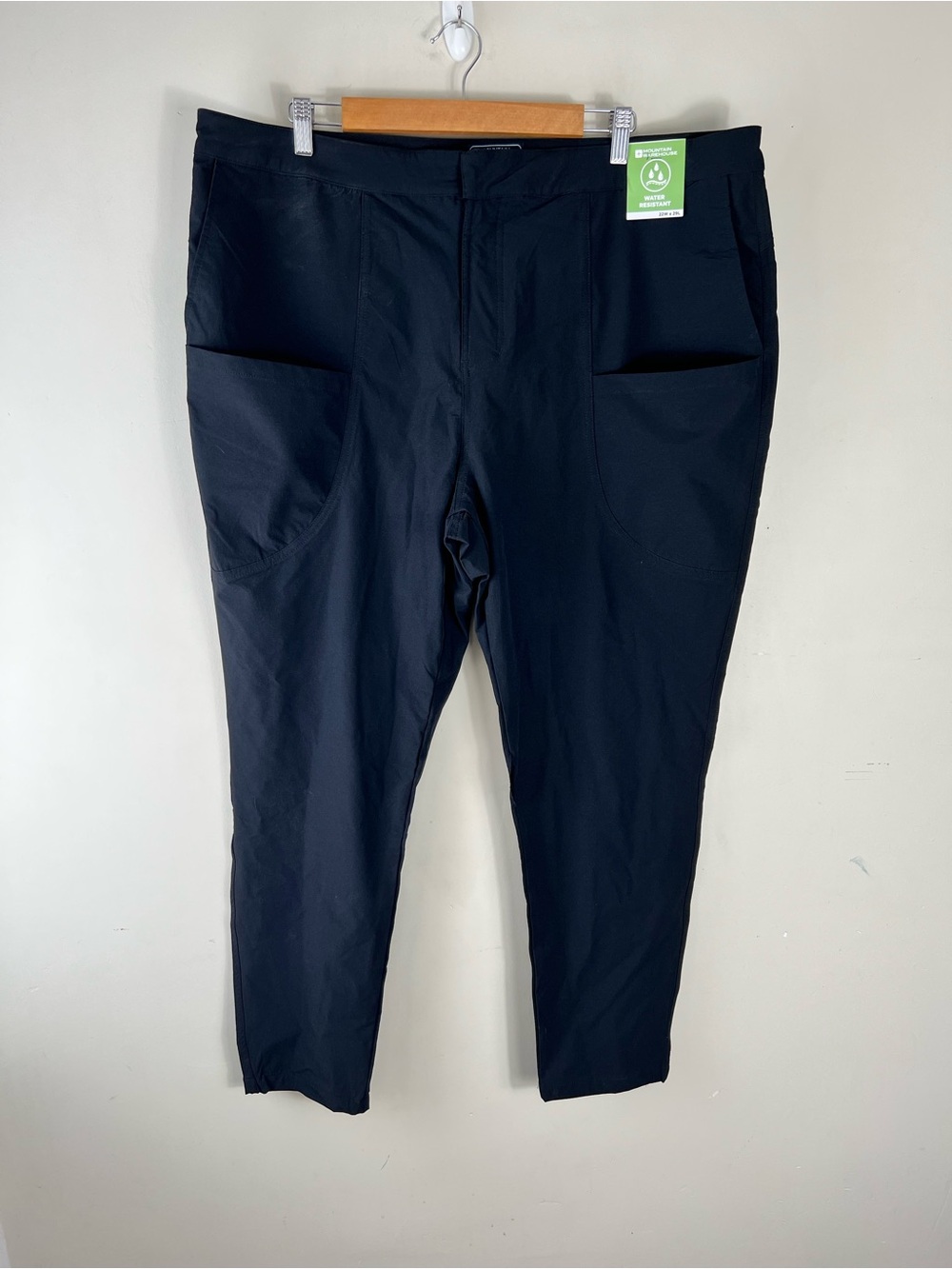 Mountain Warehouse womens Outdoor Hiking Pants Water Resistant Size 18 Black NWT